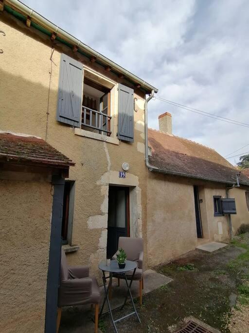 Le Blanc, Agreable Maison De Centre Ville Exterior foto
