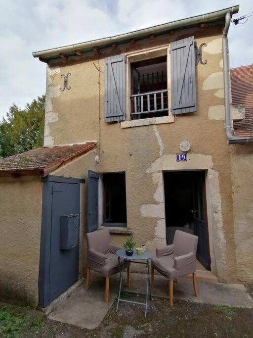 Le Blanc, Agreable Maison De Centre Ville Exterior foto