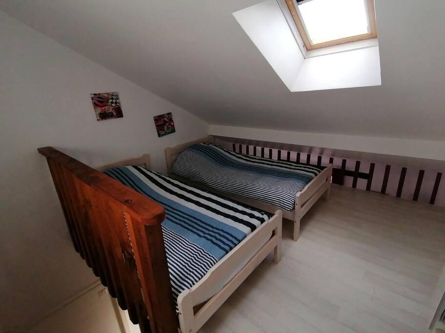 Le Blanc, Agreable Maison De Centre Ville Exterior foto